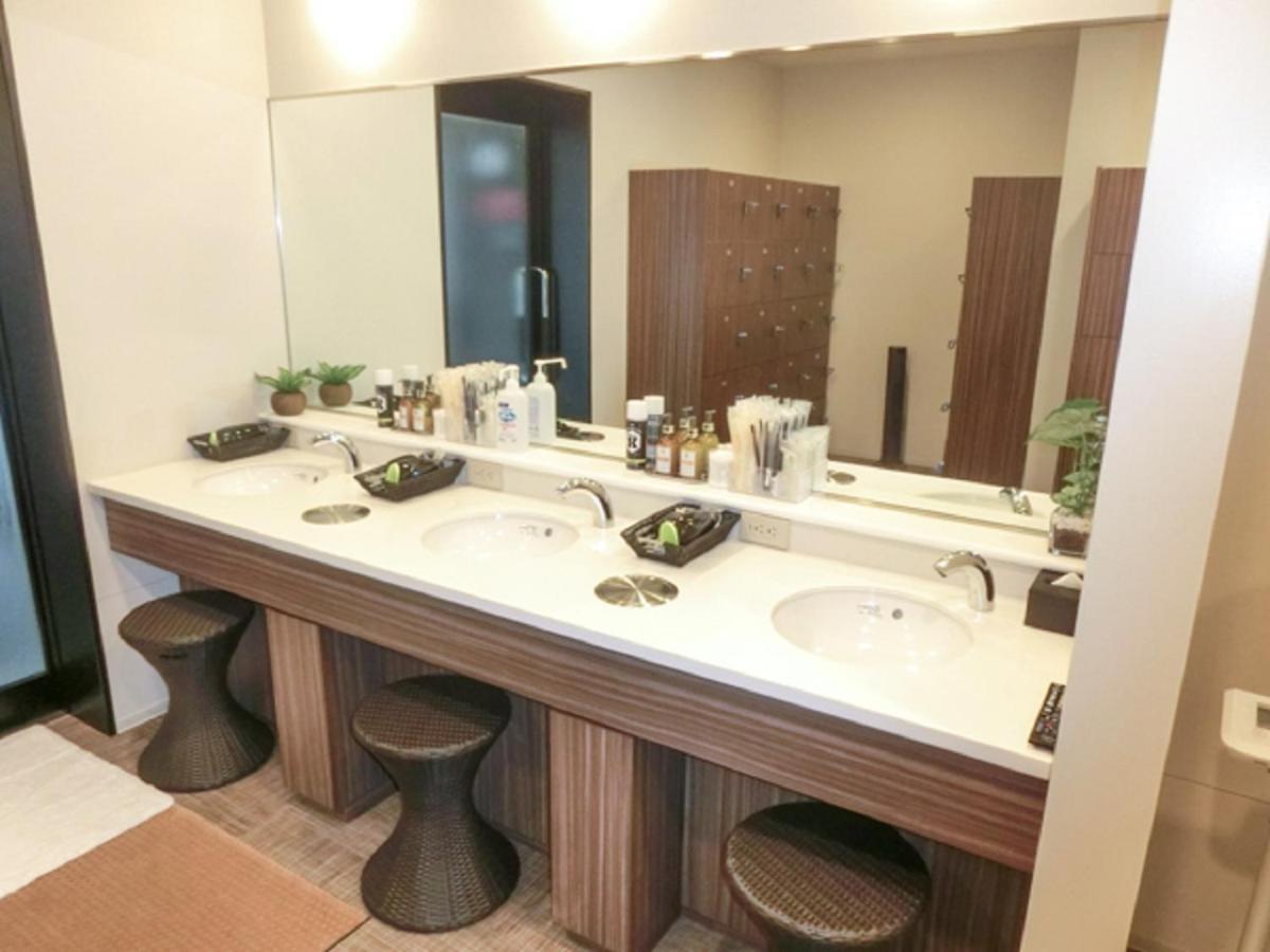Natural Hot Spring Hotel Livemax Premium Hiroshima Exterior photo